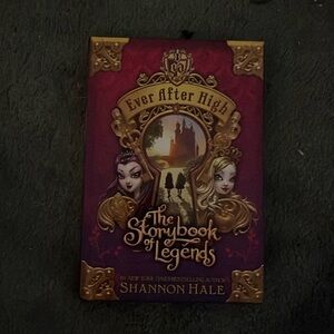 Ever After High: The Storybook of Legends